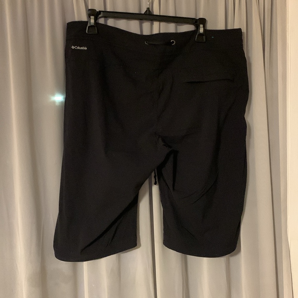 Columbia shorts - Picture 2 of 3